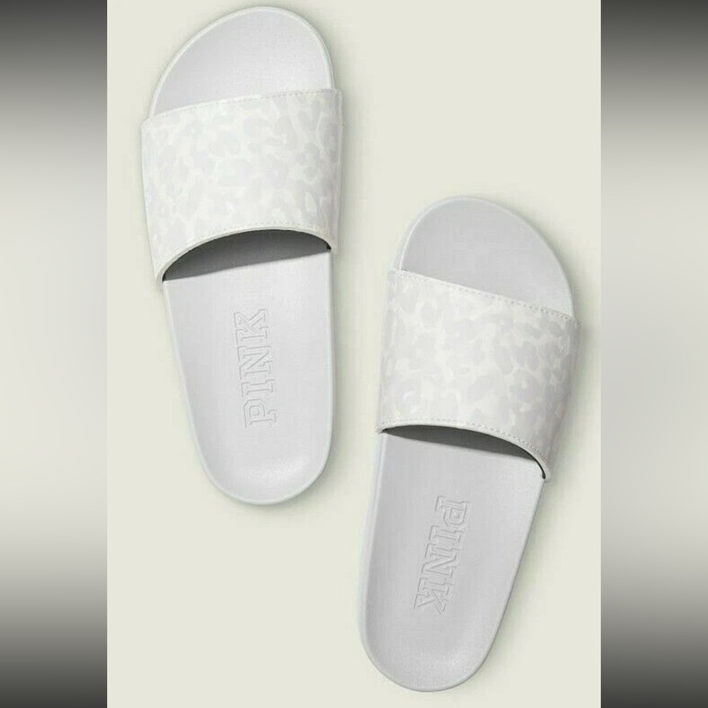 NWT VS PINK MEDIUM SNOW LEOPARD SLIDES
